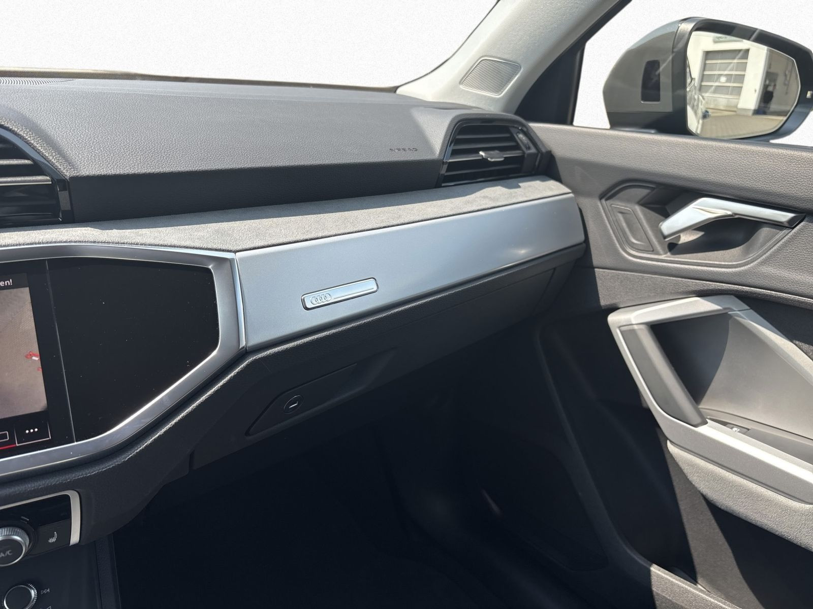 Q3 35 TDI ADVANCED LED+KAMERA+AHK+VCP+STHZ+PDC+