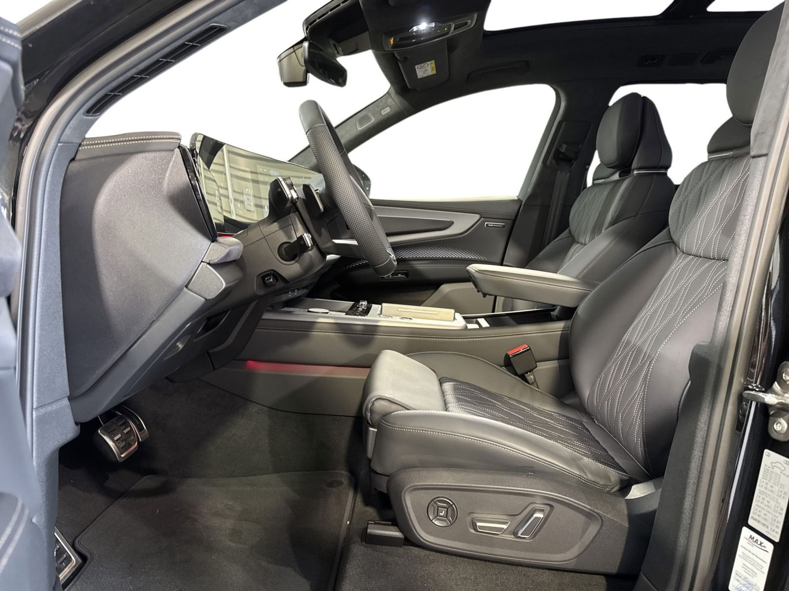 Q7 SUV TDI S-LINE+7SITZER+AHK+TECH-PRO+STHZG+B&O