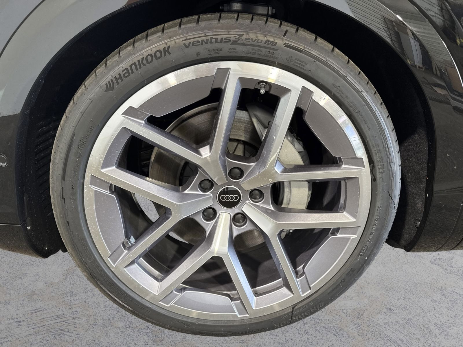 Q7 SUV TDI S-LINE+7SITZER+AHK+TECH-PRO+STHZG+B&O