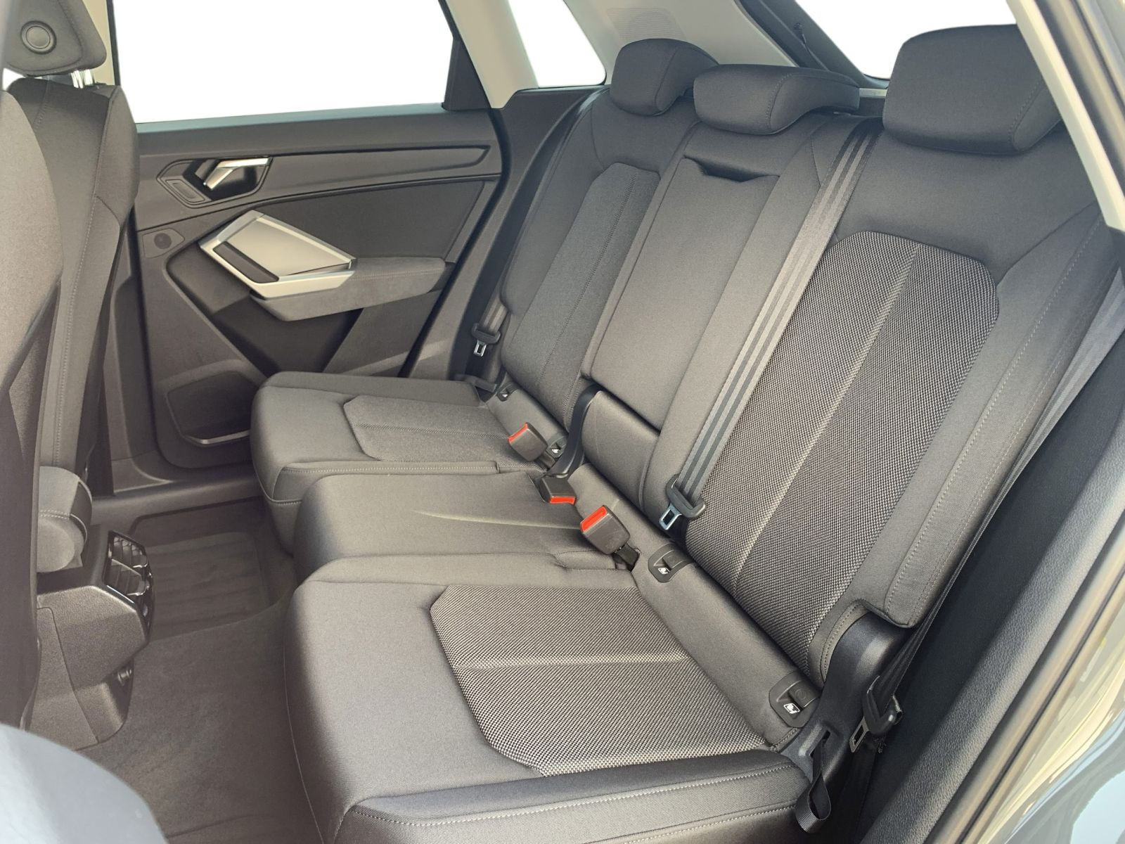 Q3 35 TDI ADVANCED LED+360°+AHK+VCP+SMARTPHONE INTERFACE