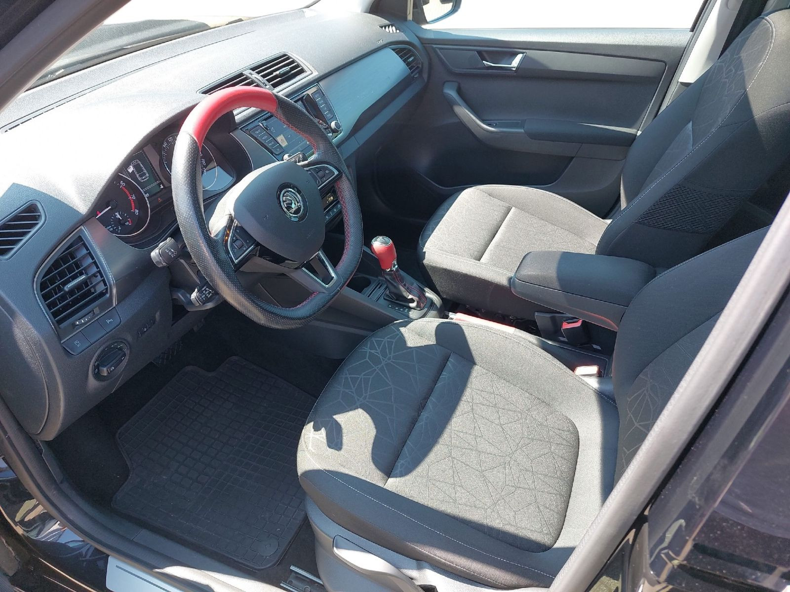 Fabia Combi 1.0 TSI 81 kW Clever PANO*ACC*AHK