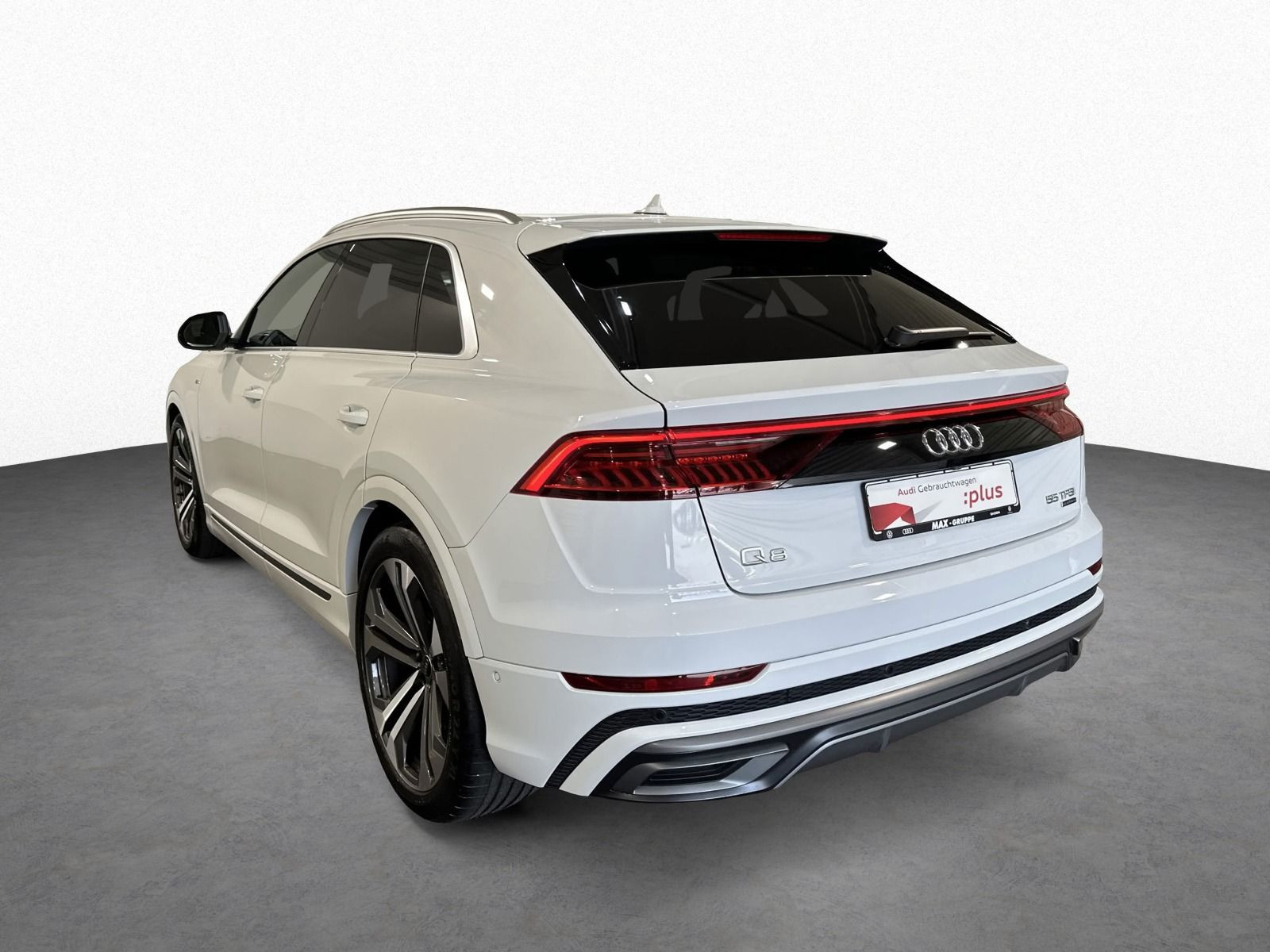 Q8 55 TFSI QUATT S LINE +HD MATRIX+HUD+PANO+ALU+