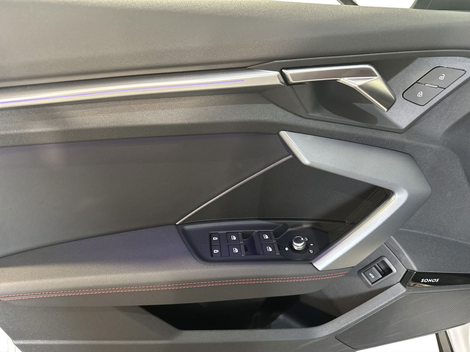 A3 Sportback 40 TFSI QU S LINE PANO+AHK+HUD+SONOS+MATRIX
