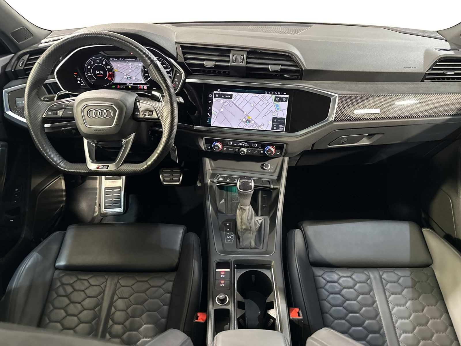 RSQ3 2.5 TFSI QUATT 280K/MH MATRIX+AHK+PANO+VCP
