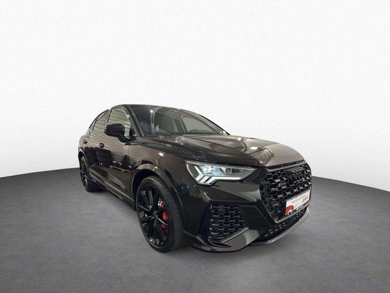 RSQ3 2.5 TFSI QUATT 280K/MH MATRIX+AHK+PANO+VCP