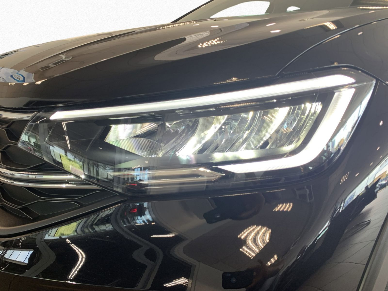 Taigo 1.0 TSI LIFE ENGERGY LED+KAMERA+DCP+PDC+ACC