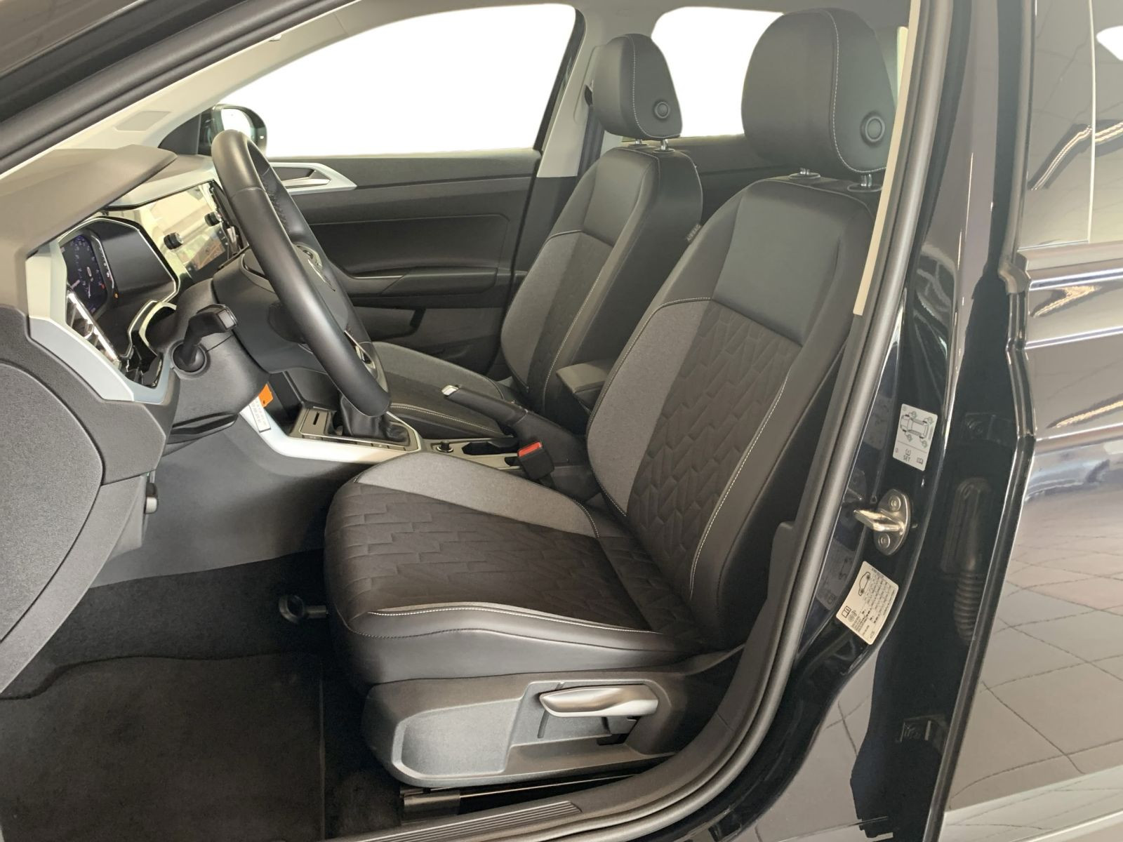 Taigo 1.0 TSI LIFE ENGERGY LED+KAMERA+DCP+PDC+ACC