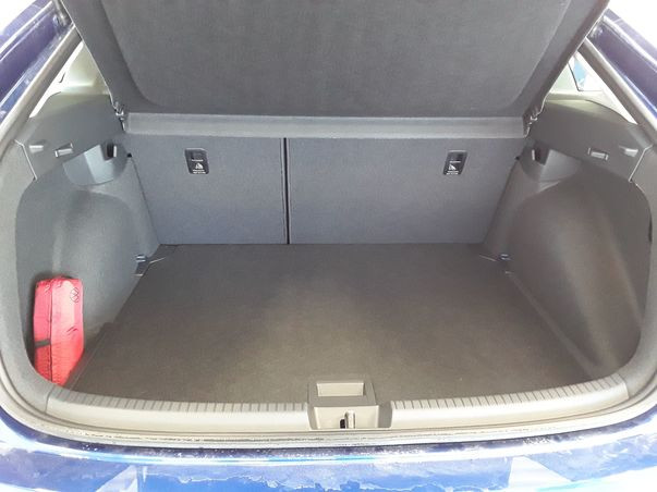 Taigo 1.0 TSI LIFE DSG LED+KAMERA+PDC+DCP+ACC+