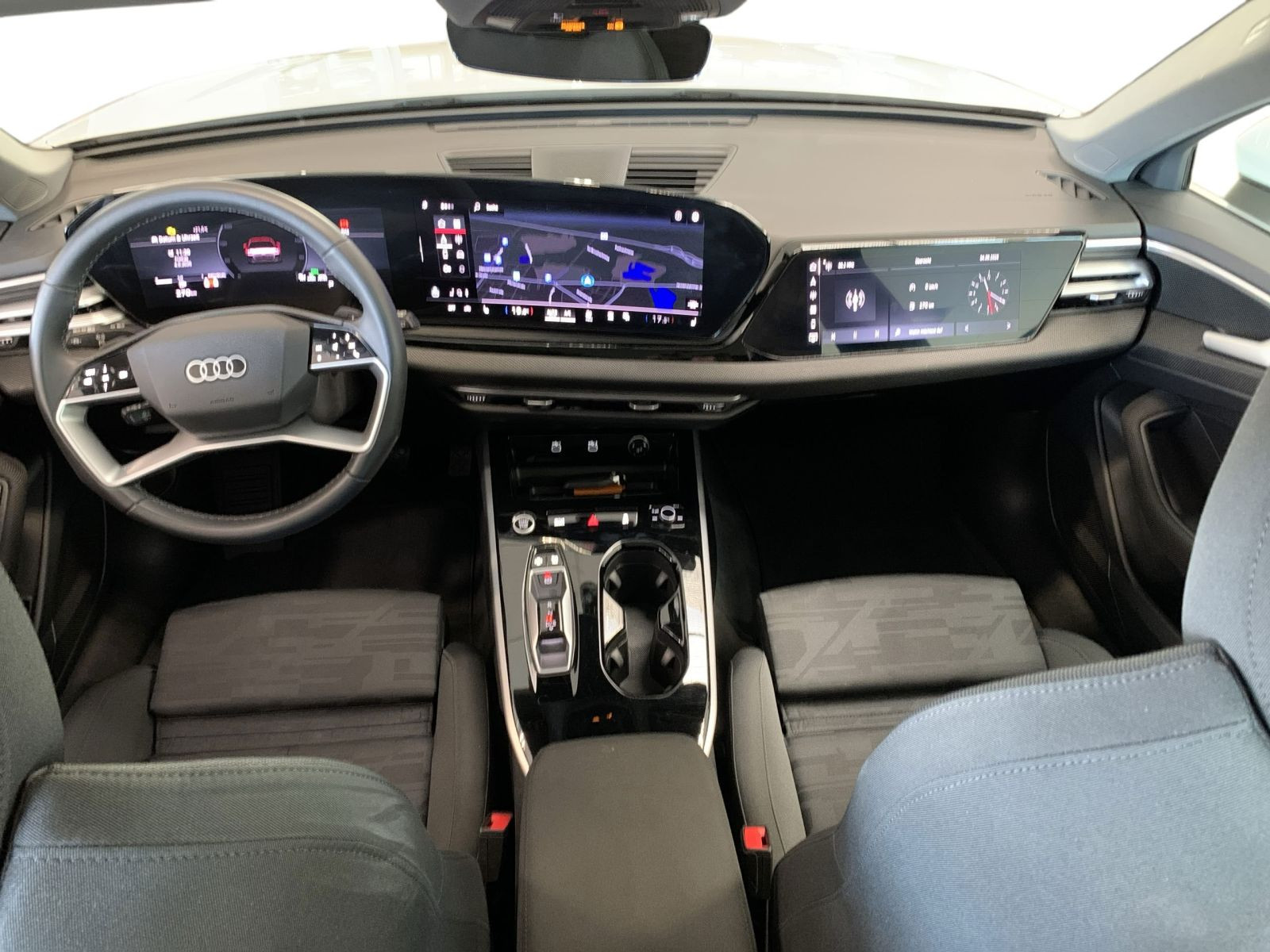 A6 Avant TDI quattro MATRIX LED+360° KAM+PANO+AHK