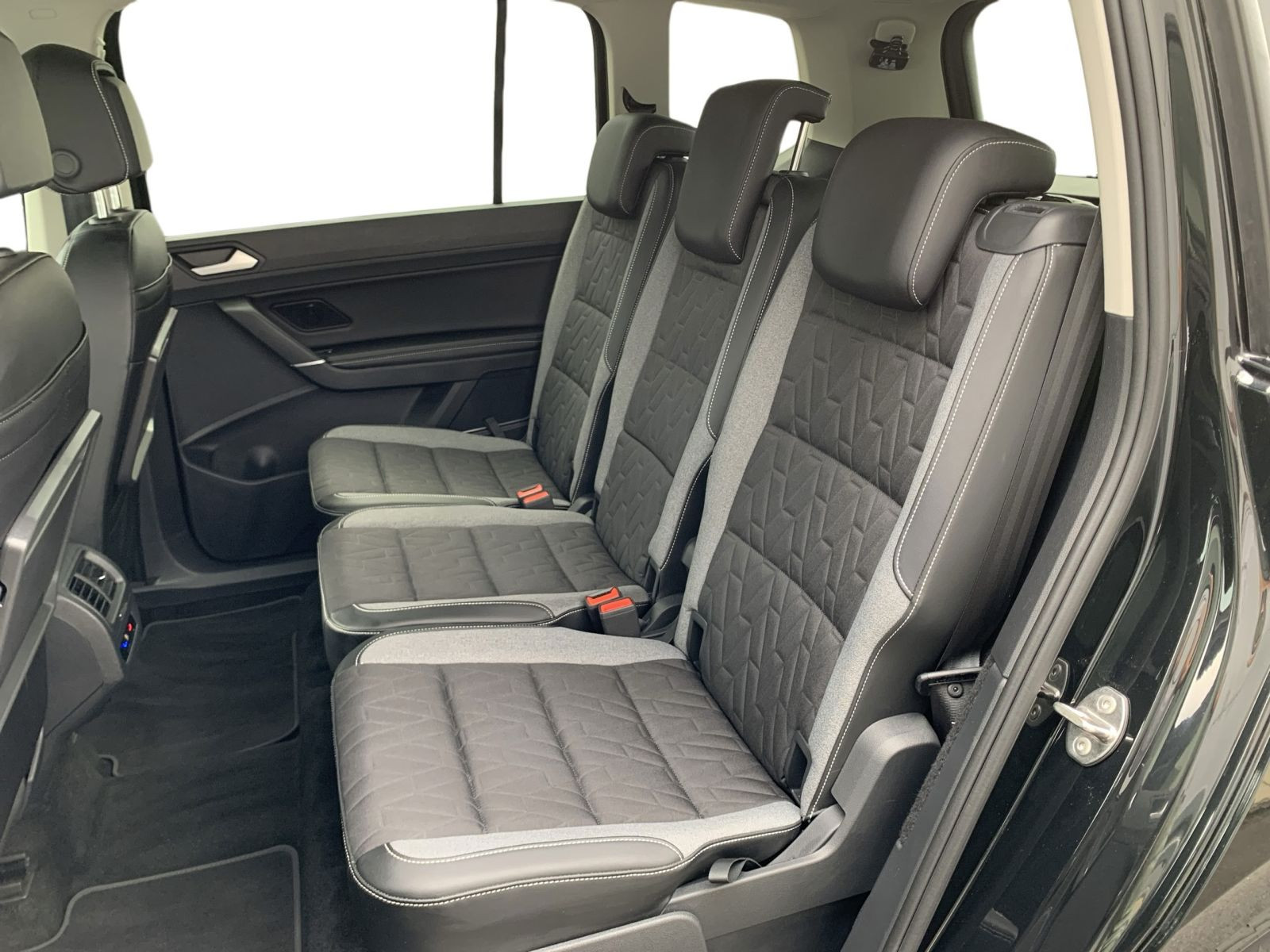 Touran 2.0 TDI COMFORTLINE ENERGY DSG IQ LIGHT+KAMERA+AHK+