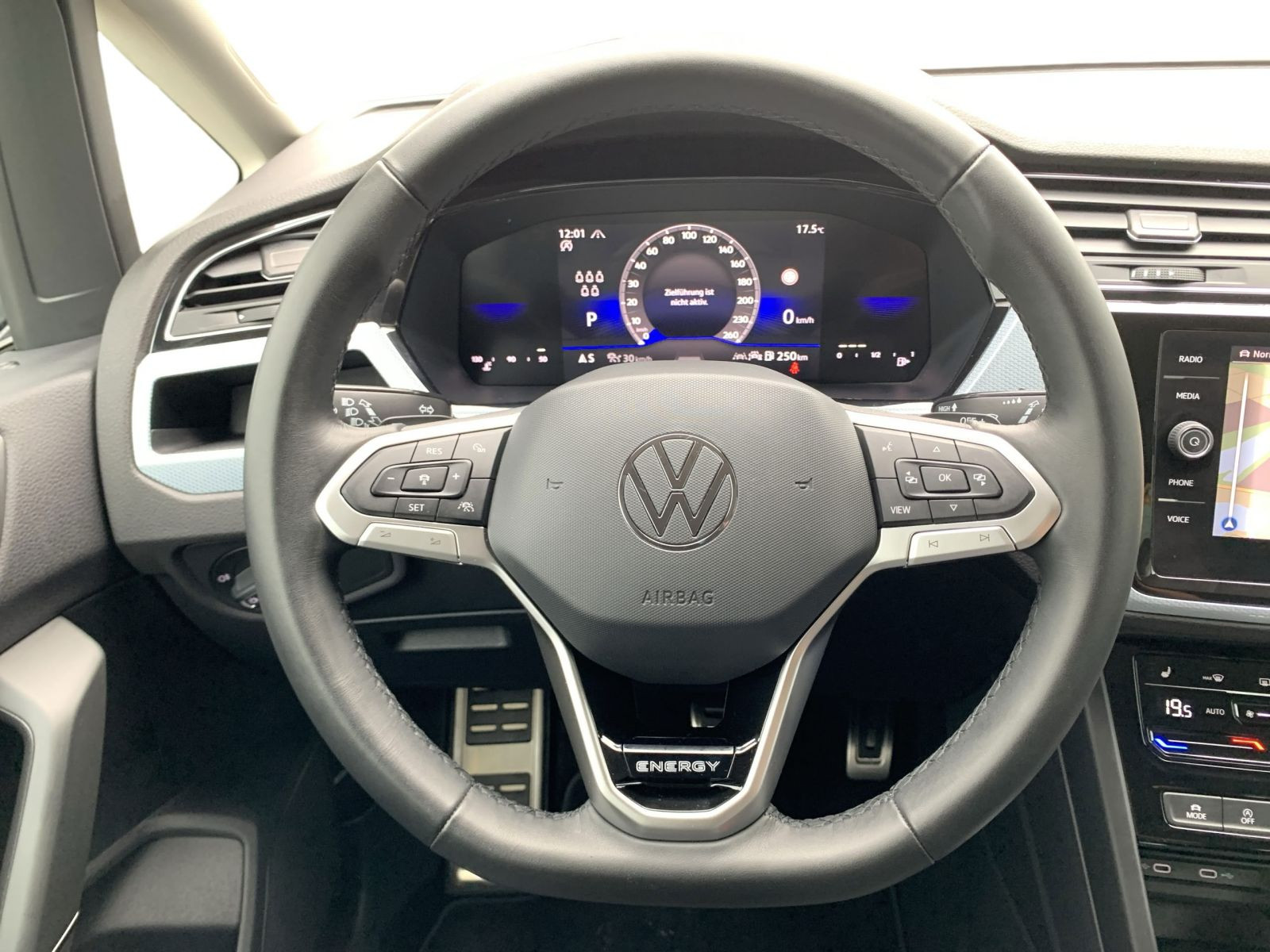 Touran 2.0 TDI COMFORTLINE ENERGY DSG IQ LIGHT+KAMERA+AHK+