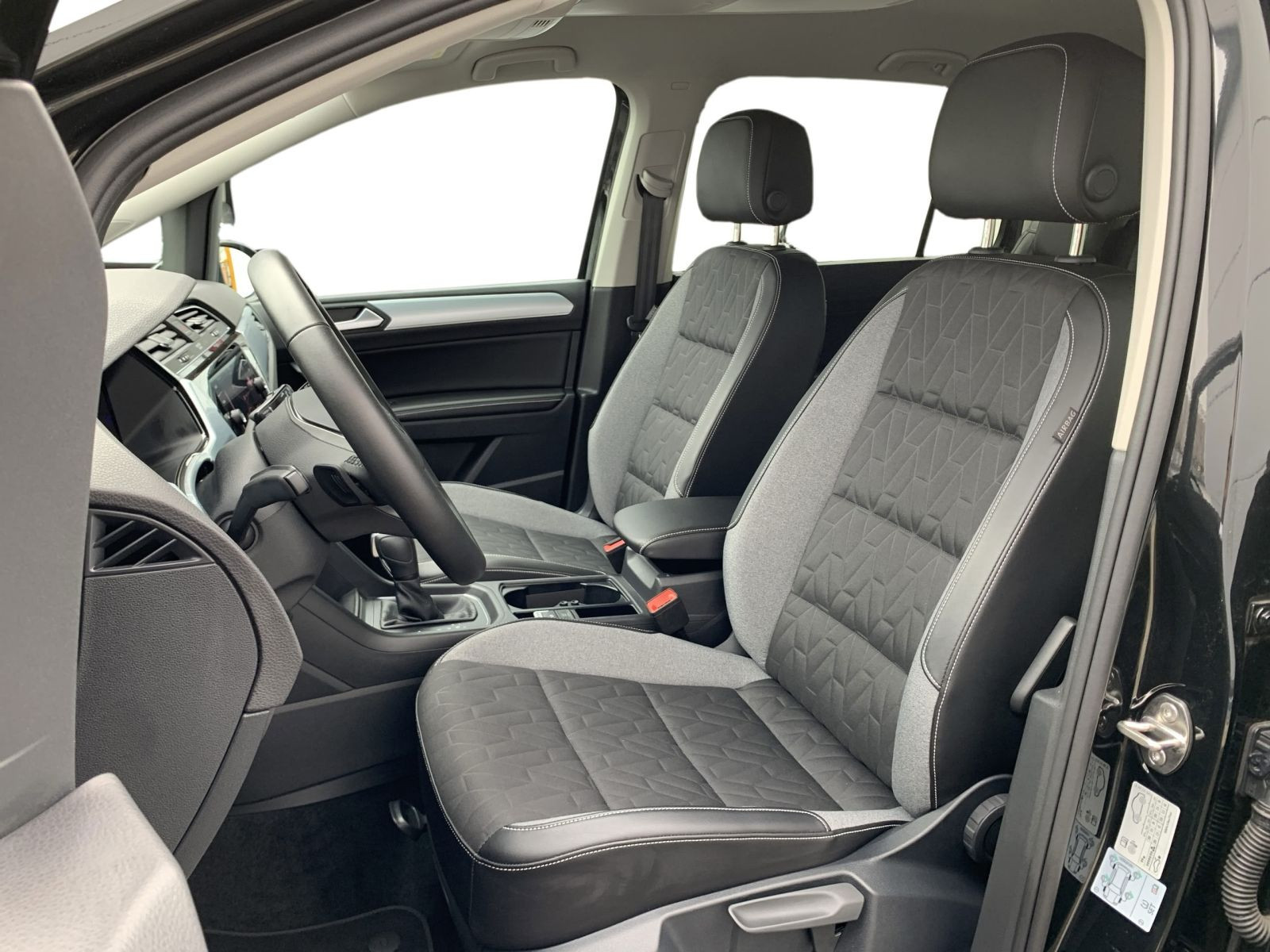 Touran 2.0 TDI COMFORTLINE ENERGY DSG IQ LIGHT+KAMERA+AHK+