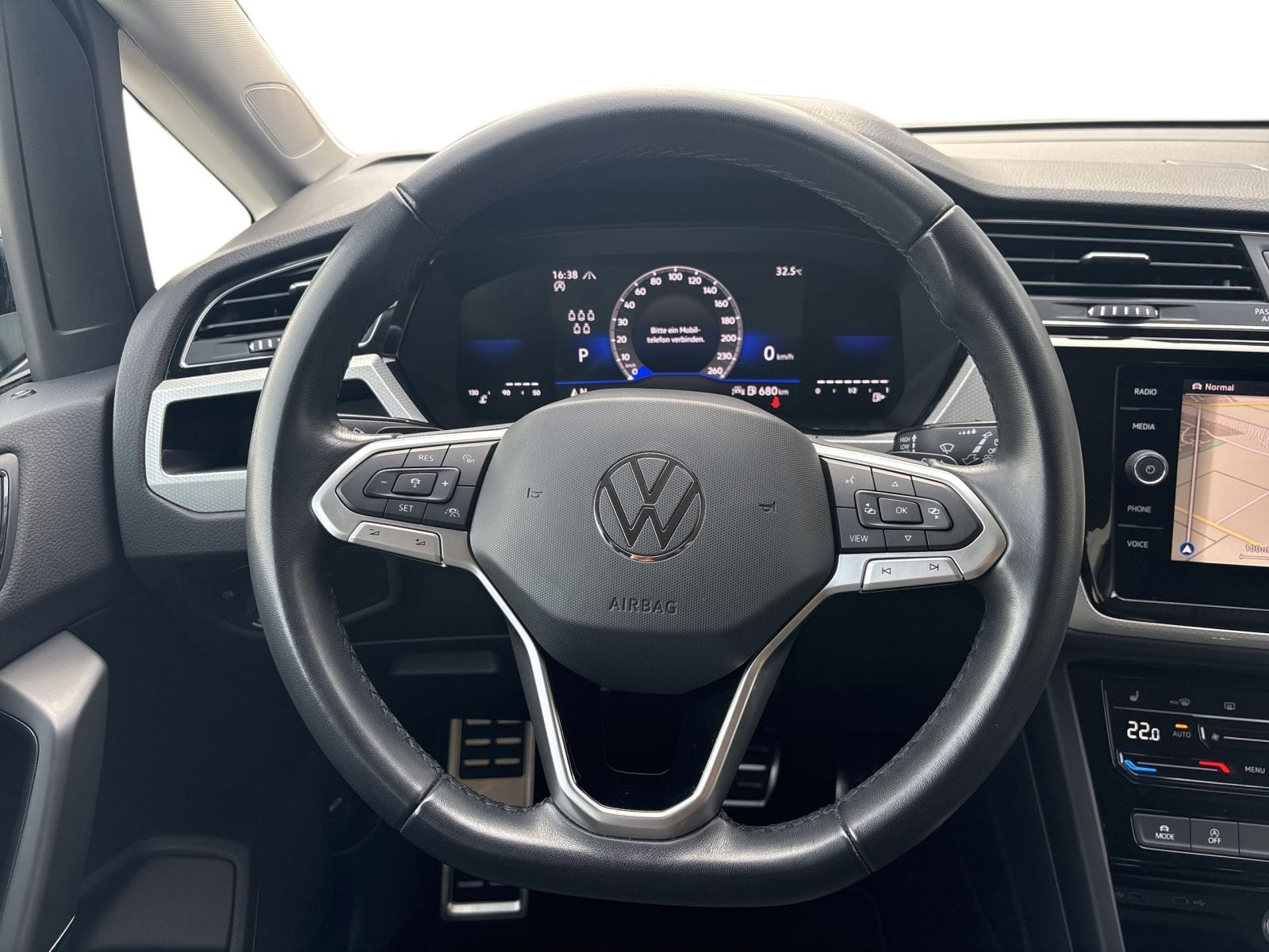 Touran 1.5 TSI MOVE IQ LIGHT+KAMERA+ACC+DCP+PDC