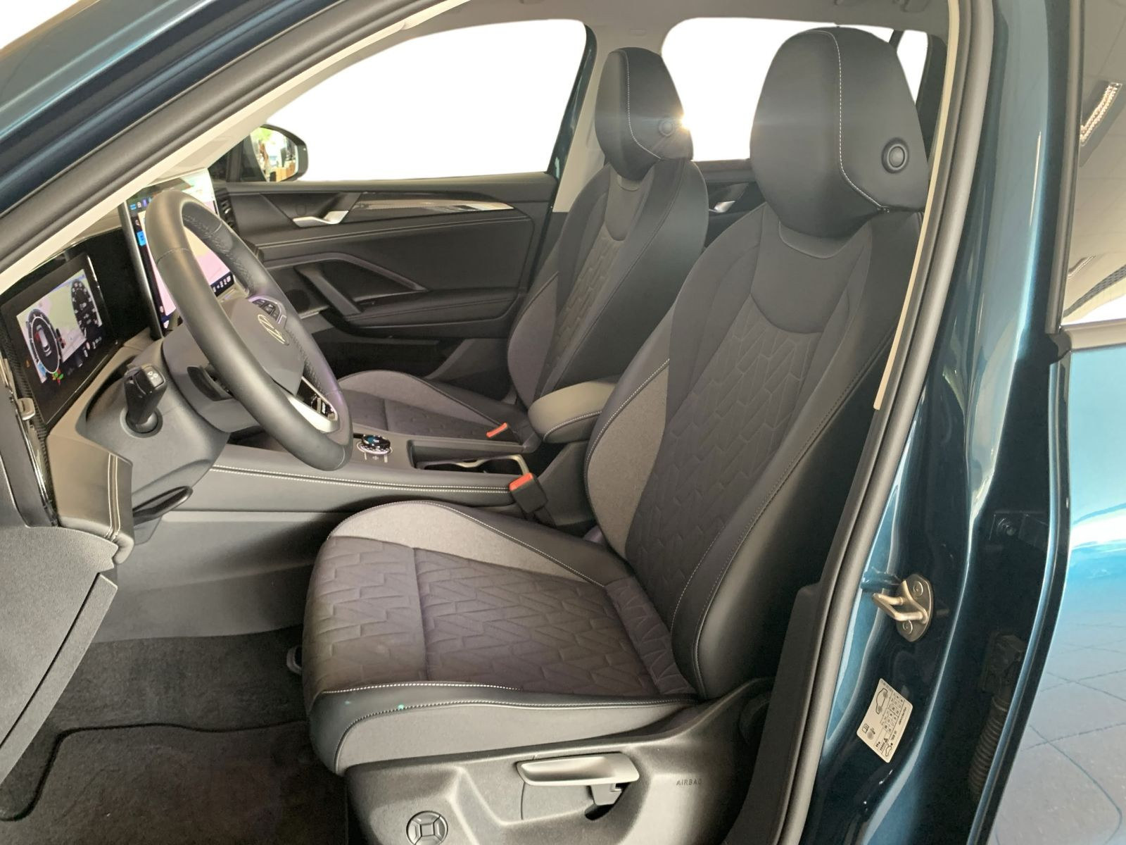 Tiguan 1.5 eTSI LIFE ENERGY DSG IQ LIGHT+360°+AHK