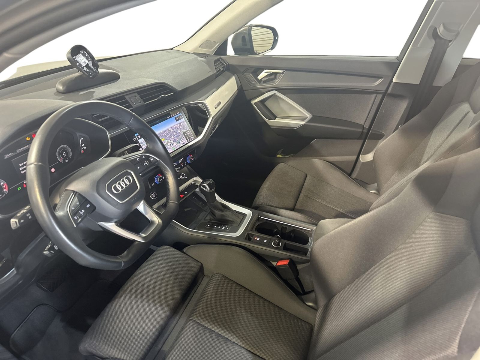 Q3 35 TFSI ADVANCED LED+KAMERA+ACC+AHK+DCP+APP