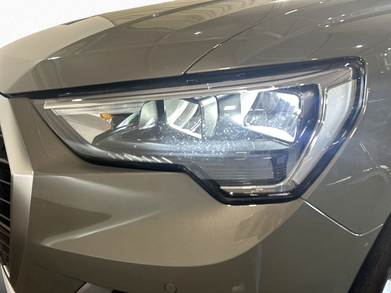Q3 35 TFSI ADVANCED LED+KAMERA+ACC+AHK+DCP+APP