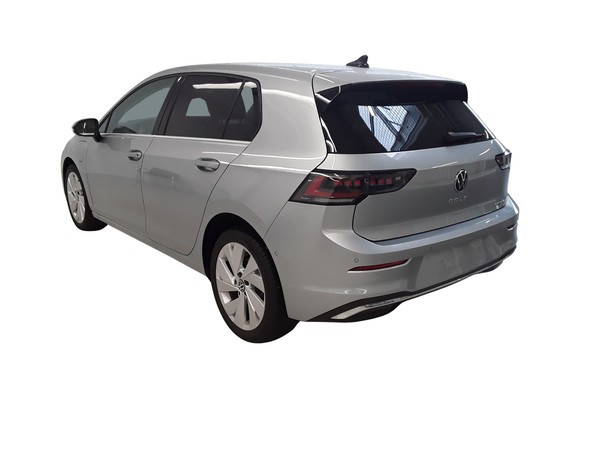 Golf VIII 1.5 TSI eHYBRID STYLE IQ LIGHT+PANO+KAM+AHK