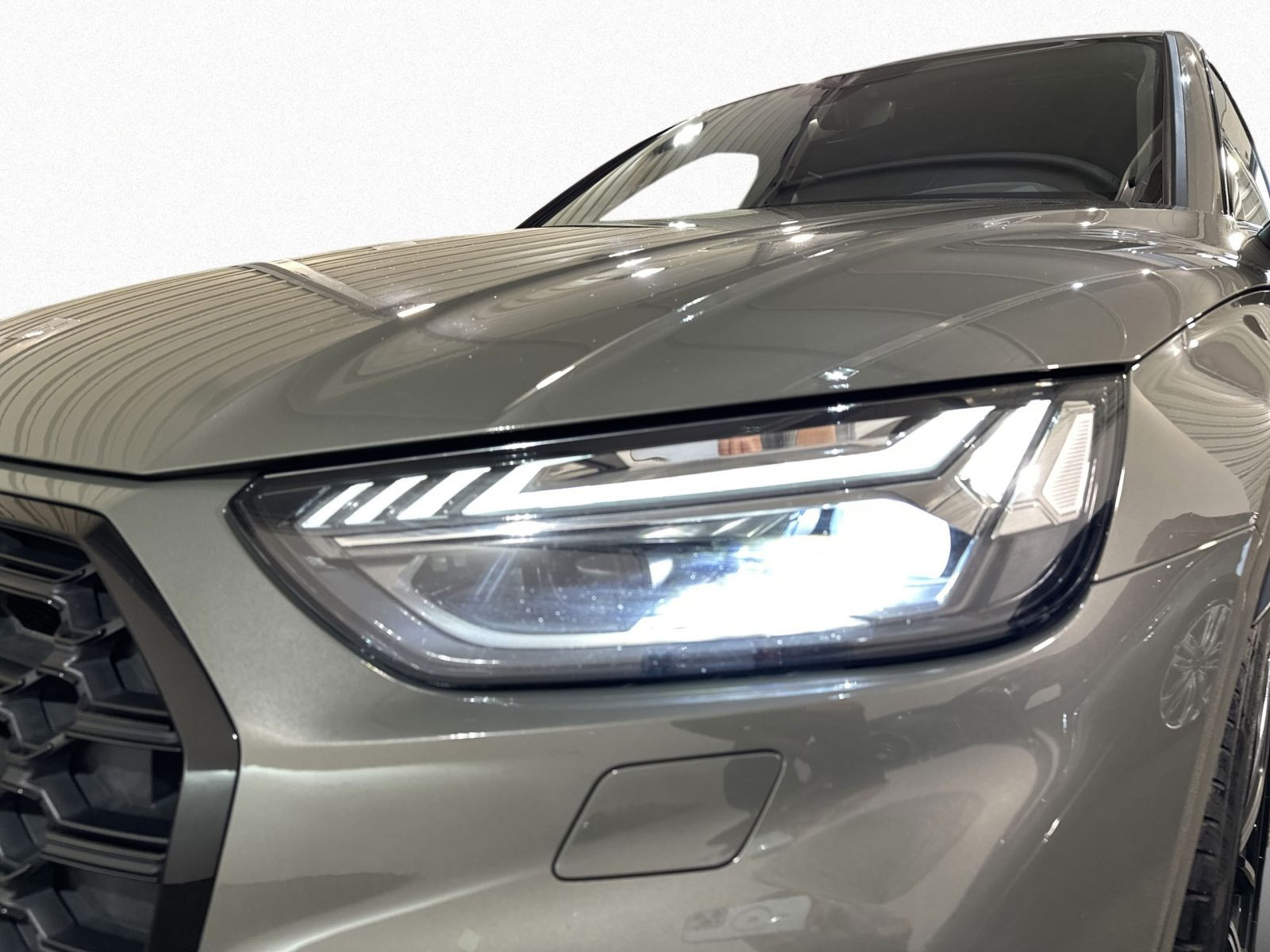 SQ5 TDI LUFT+360°+MATRIX+AHK+HUD+PANO+STHZG