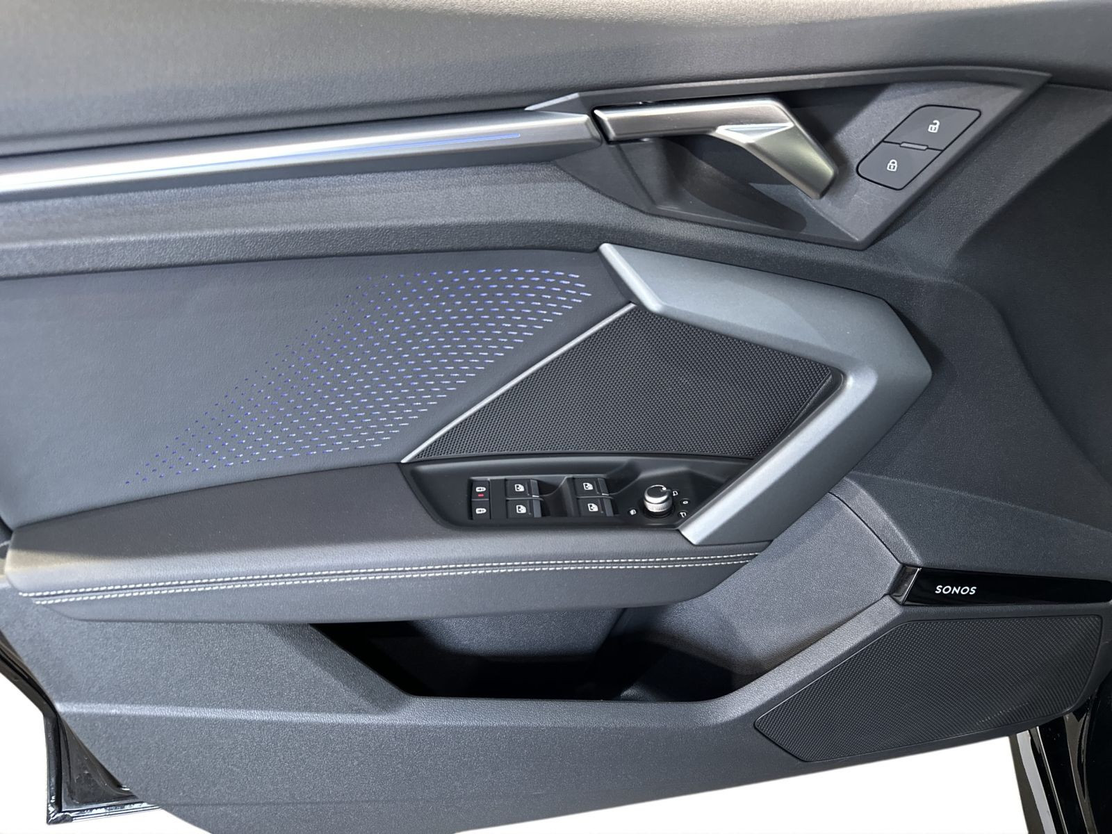 A3 Sportback TDI S LINE MATRIX+AHK+PANO+HUD+SONOS+ALU
