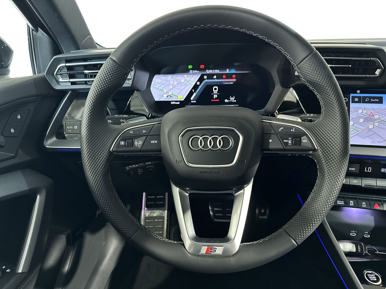 A3 Sportback TDI S LINE MATRIX+AHK+PANO+HUD+SONOS+ALU