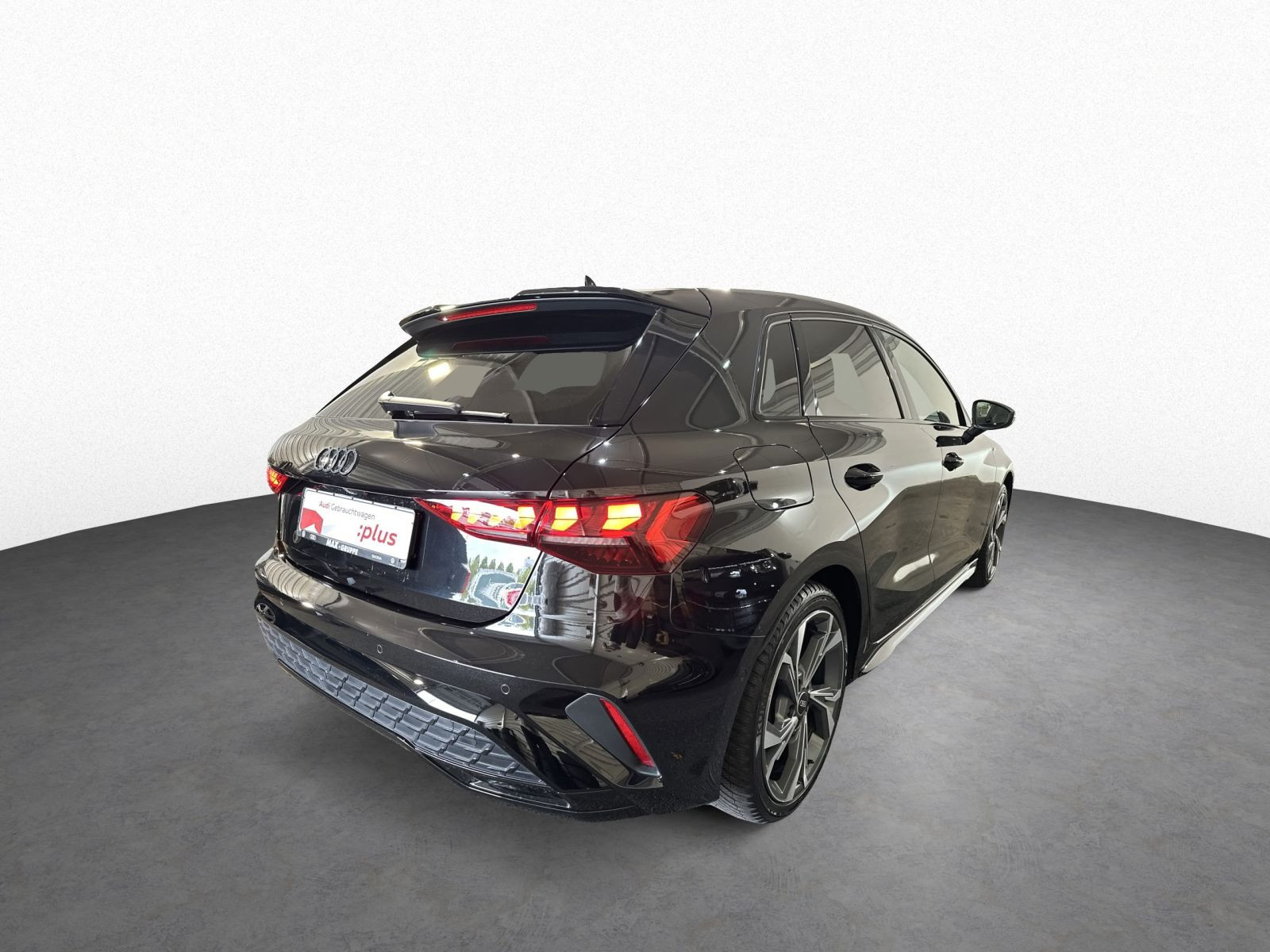 A3 Sportback TDI S LINE MATRIX+AHK+PANO+HUD+SONOS+ALU