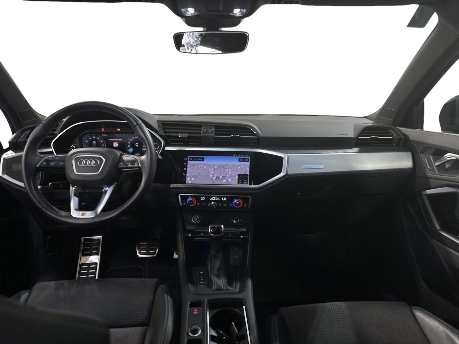 Q3 40 TFSI QUATT S LINE LED+KAMERA+VCP+ALU