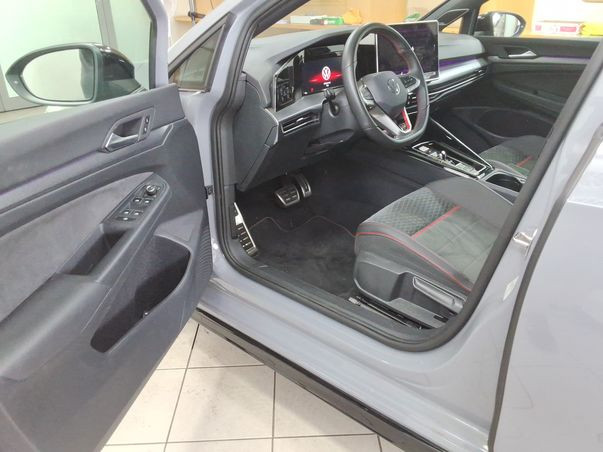 Golf GTI CLUBSPORT BLACK+AKRA+PANO+HUD+H&K+360°