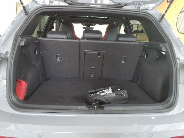 Golf GTI CLUBSPORT BLACK+AKRA+PANO+HUD+H&K+360°