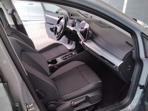 Golf VIII 1.5 eTSI DSG ENERGY LED+KAMERA+ACC+DCP