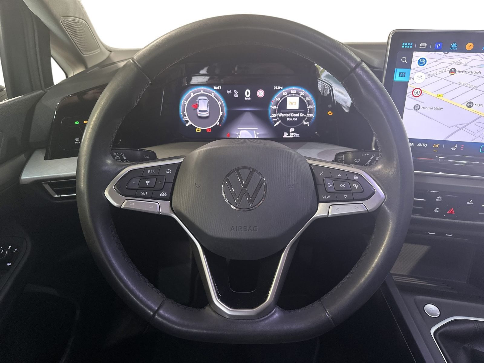 Golf VIII 1.5 TSI LIFE LED+KLIMA+HUD+DCP+ACC+APP