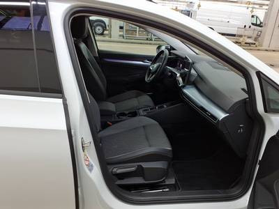 Golf VIII Variant 1.5 eTSI DSG GOAL LED+AHK+DCP+