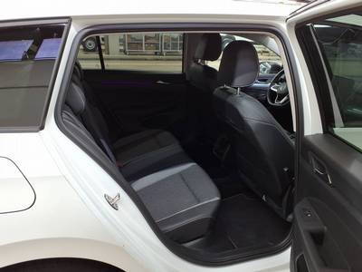 Golf VIII Variant 1.5 eTSI DSG GOAL LED+AHK+DCP+