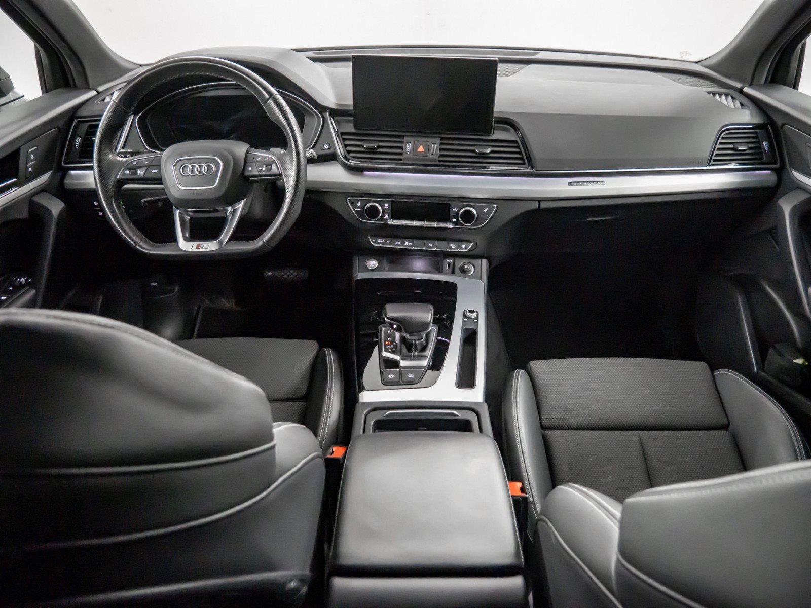 Q5 55 TFSI e quattro S line AHK Rückfahrkamera Lutfederung