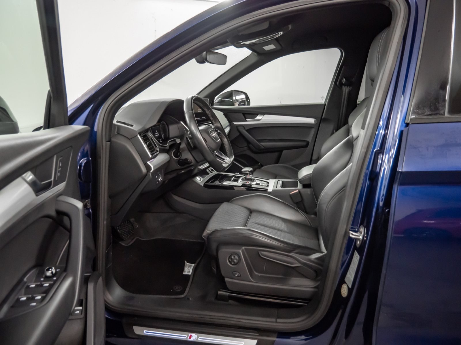 Q5 55 TFSI e quattro S line AHK Rückfahrkamera Lutfederung