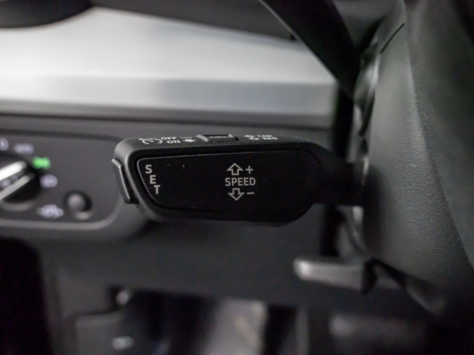 Q5 55 TFSI e quattro S line AHK Rückfahrkamera Lutfederung