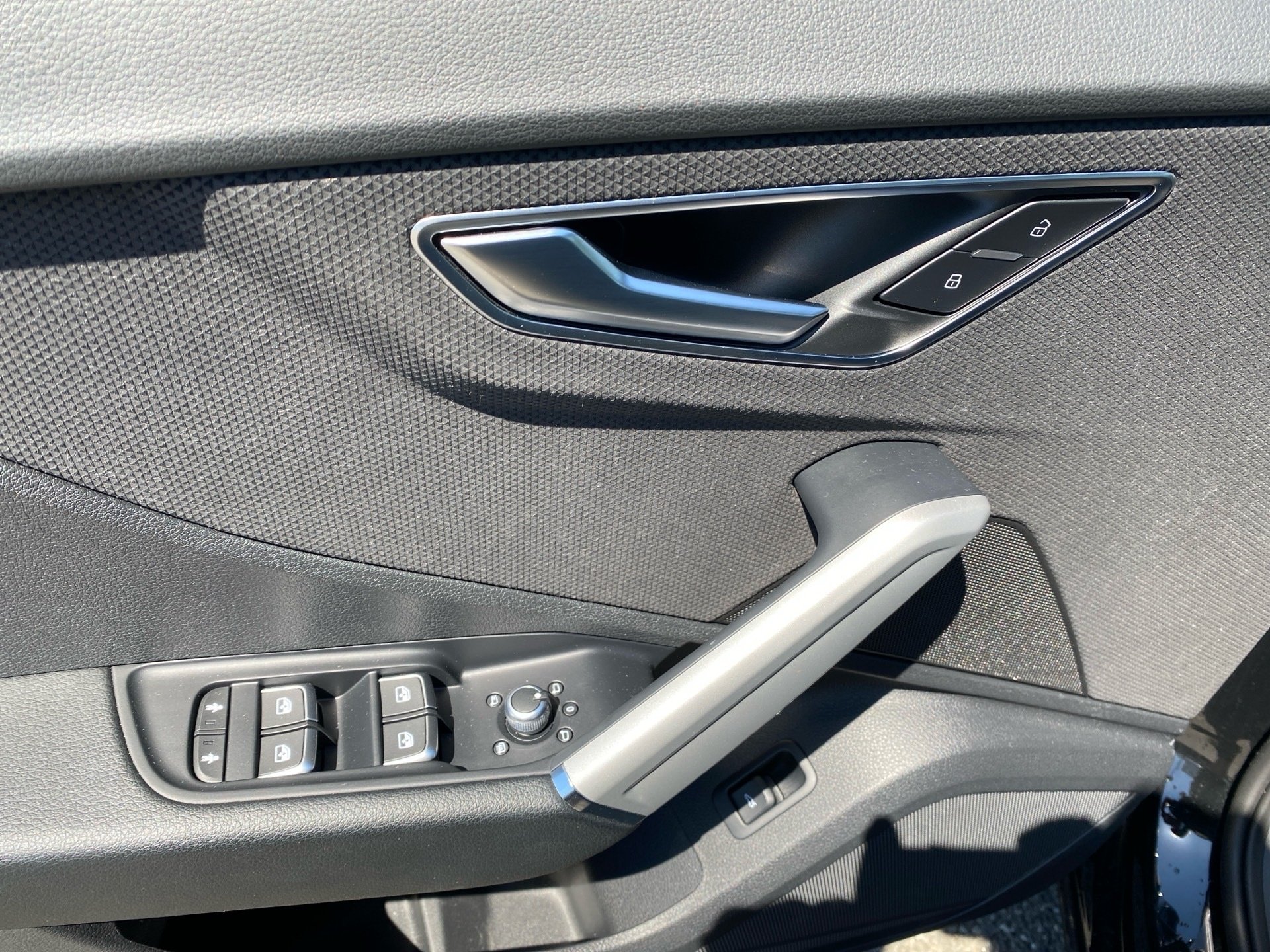 Q2 S line 35 TFSI S line Navi plus Rückfahrkamera