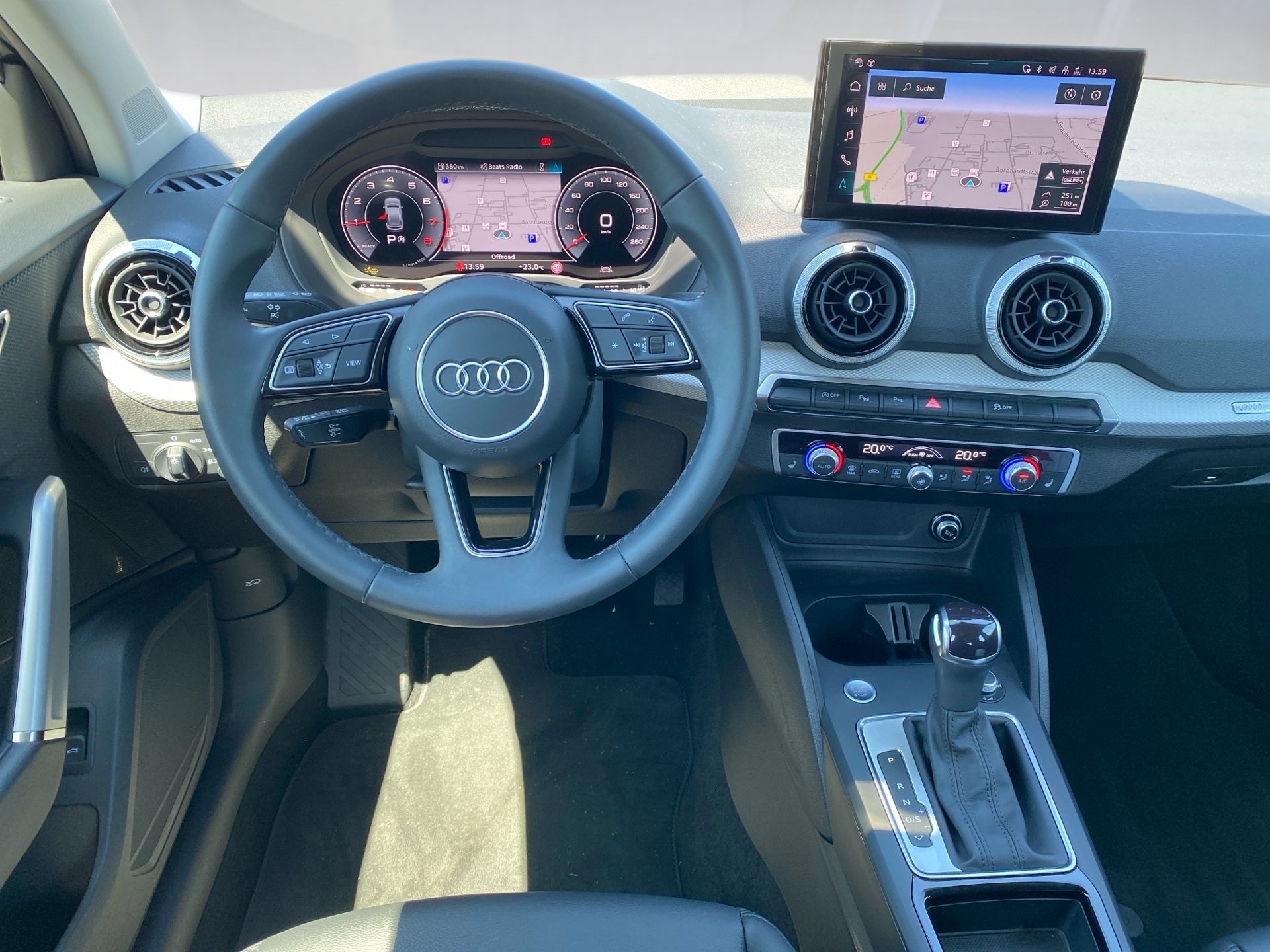 Q2 S line 35 TFSI S line Navi plus Rückfahrkamera