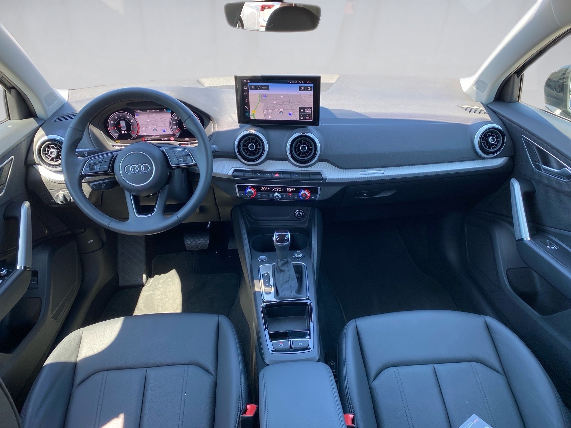 Q2 S line 35 TFSI S line Navi plus Rückfahrkamera