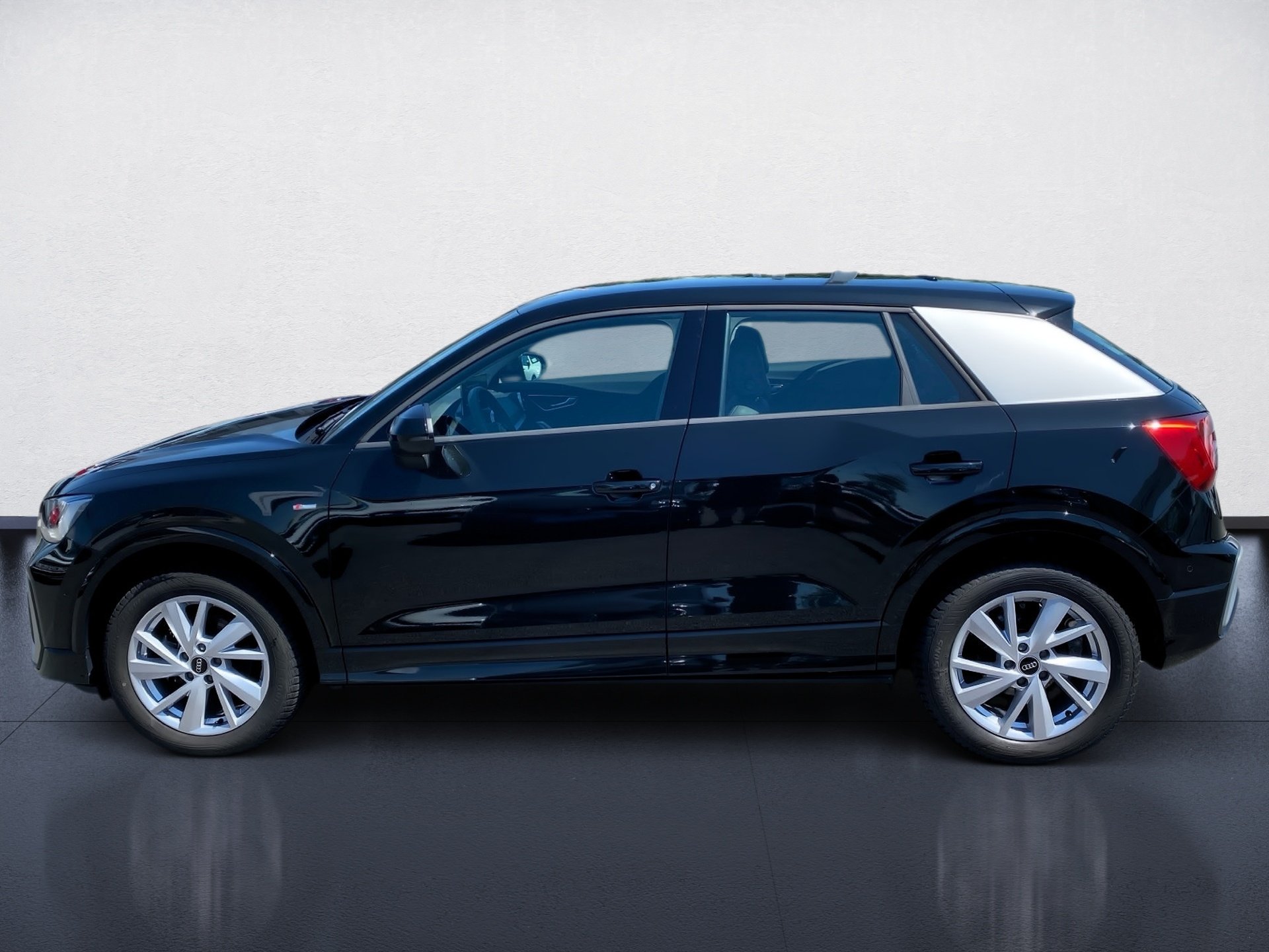 Q2 S line 35 TFSI S line Navi plus Rückfahrkamera
