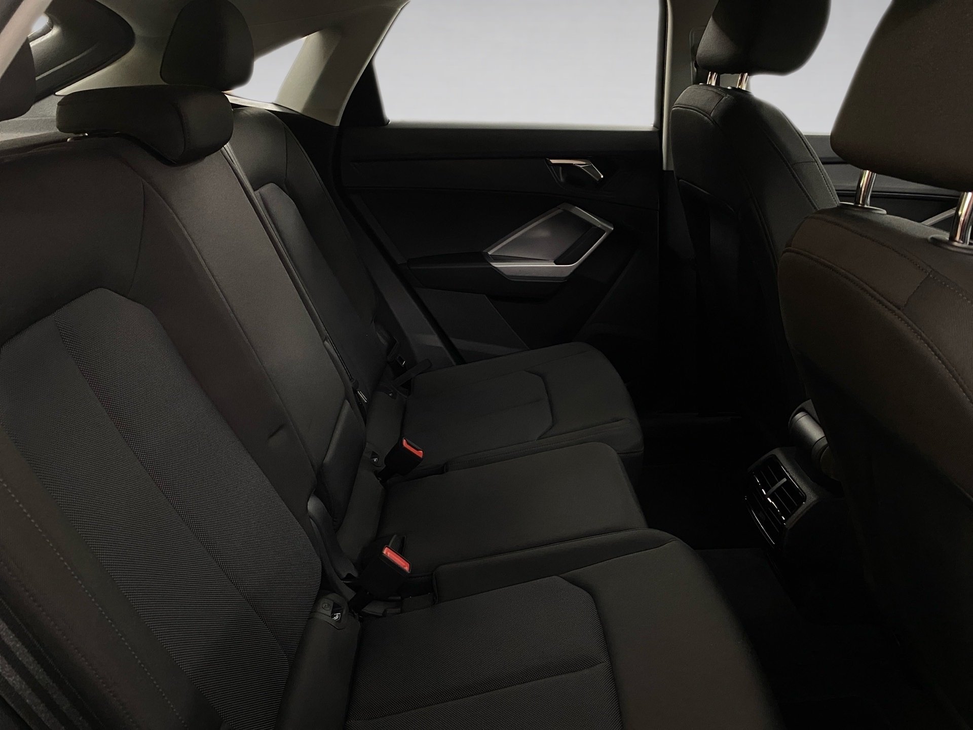 Q3 Sportback 45 TFSI e AHK Rückfahrkamera AHK LM