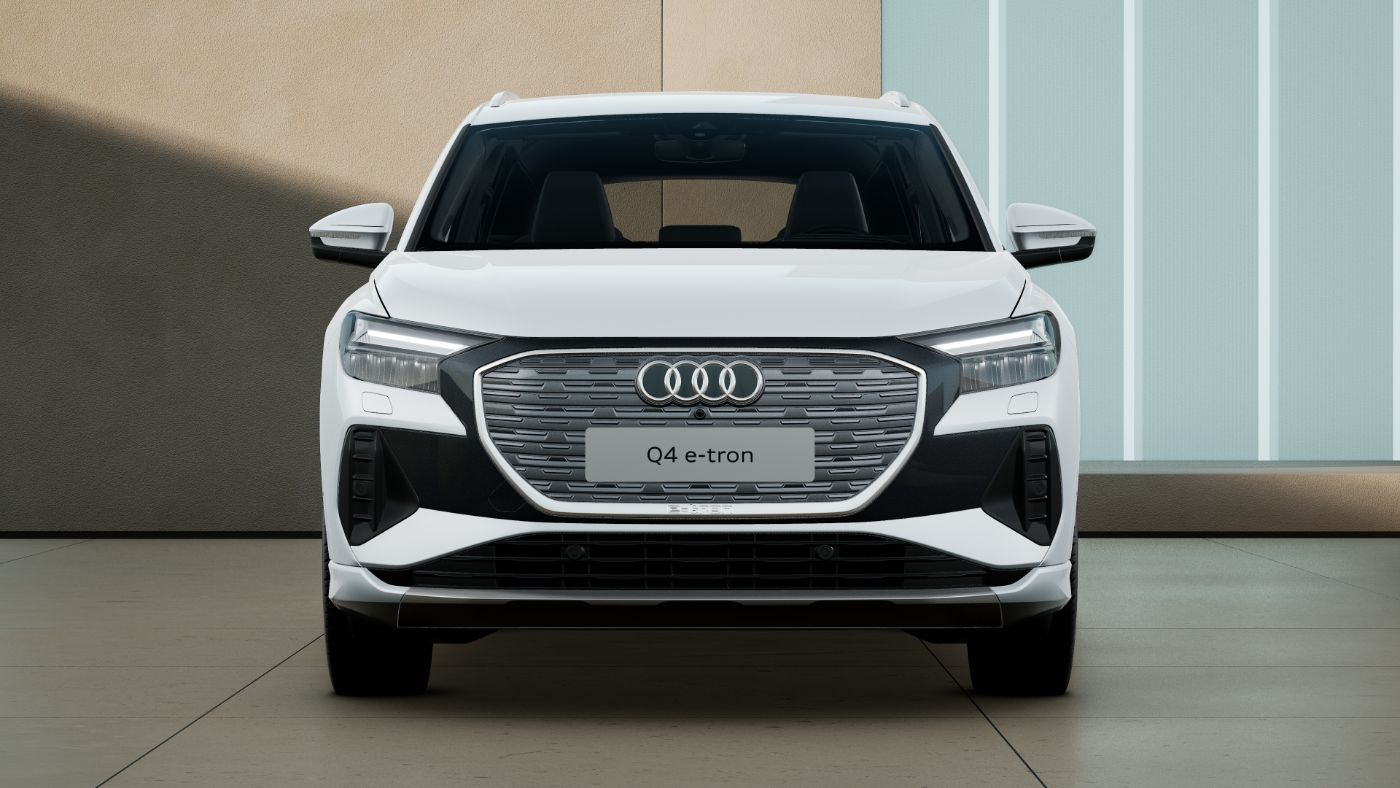Q4 e-tron 55 quattro 250 kW Navi plus HuD Rückfahrkamera