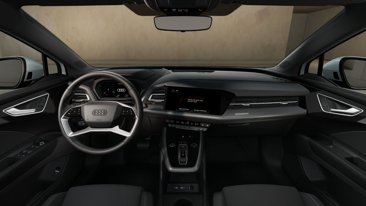 Q4 e-tron 55 quattro 250 kW Navi plus HuD Rückfahrkamera