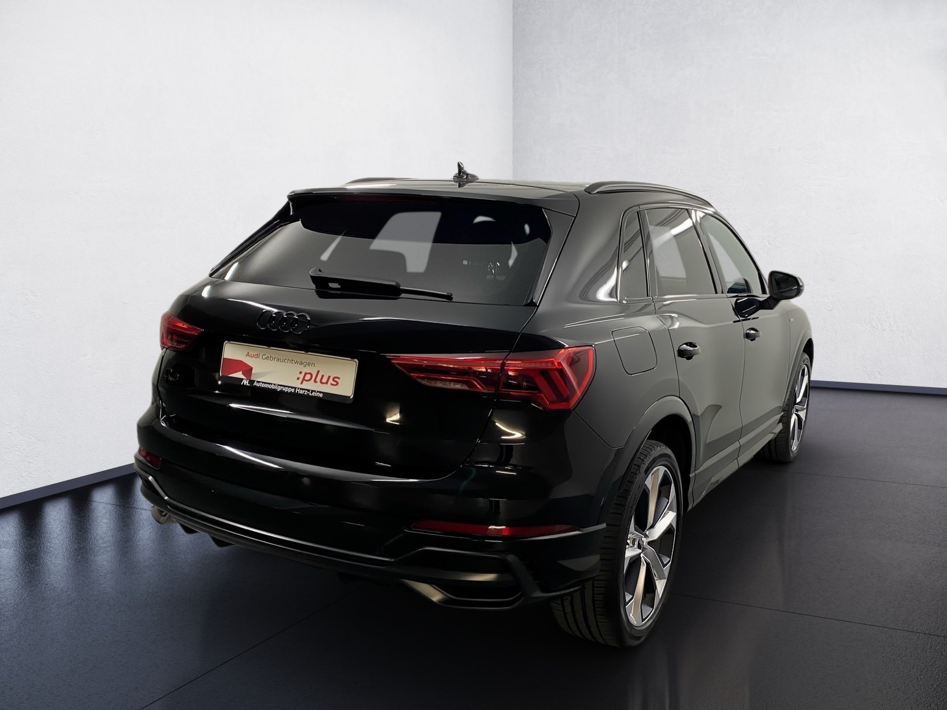 Q3 45 TFSI e S line Pano 2xKlima 360 ACC AUT LED