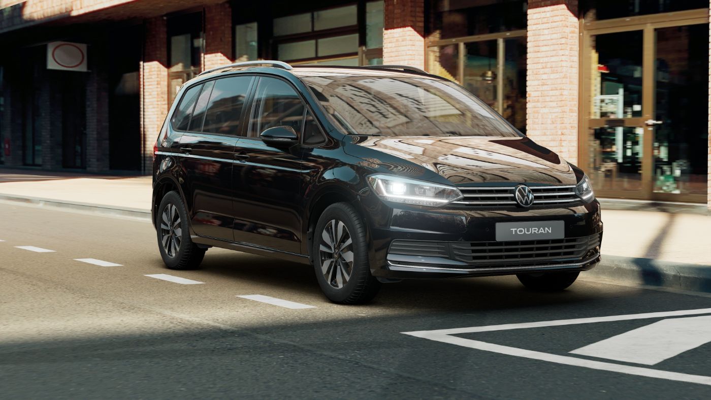 Touran GOAL TSI DSG+AHK+ALU 16+TRAVEL ASSIST+7 SITZER+LED+NAVI+KLIMA+APP CONNEC
