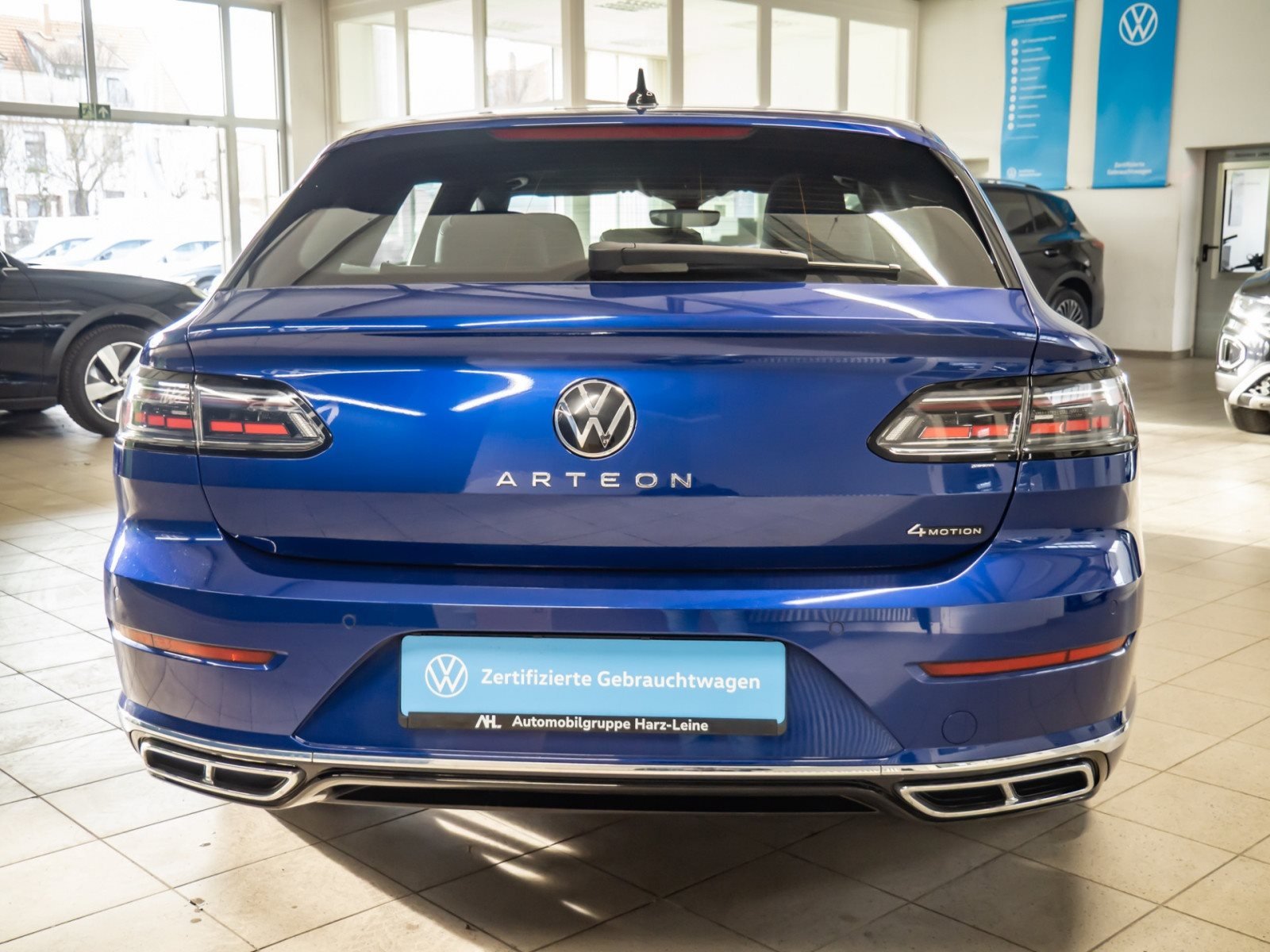 Arteon Shootingbrake R-LINE TDI DSG 4MOTION+ALU 20+DCC+HARMAN/KARDON+PANO+LED-MATRIX+NAVI PRO