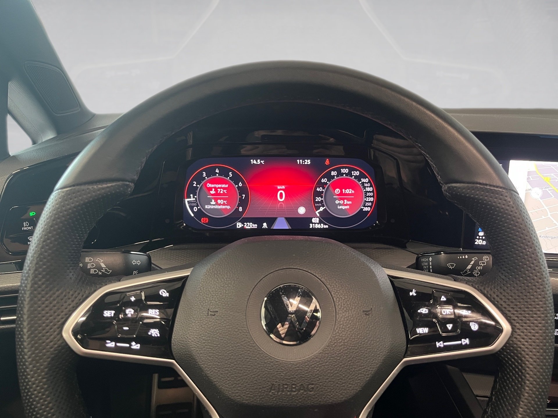 Golf VIII GTI+ALU 19+LEDER+PANO+LED-MATRIX+STANDHEIZUNG+RÜCKFAHRKAMERA+NAVI PRO