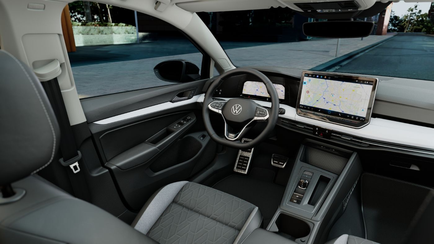 Golf VIII Variant 1.5 eTSI Goal DSG IQ.Light RFK AHK Navi