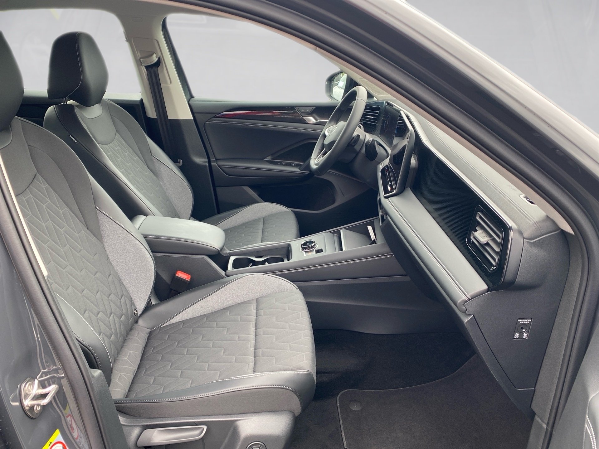 Tiguan 2.0 TDI Goal DSG AHK Navi ACC App-Connect