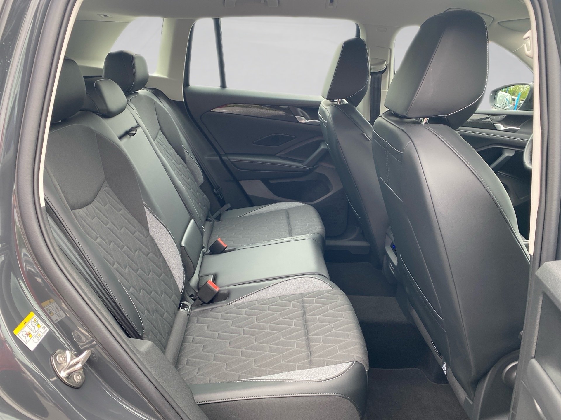 Tiguan 2.0 TDI Goal DSG AHK Navi ACC App-Connect