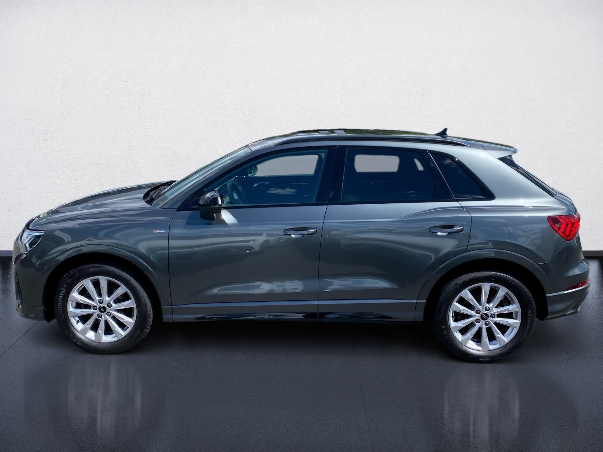 Q3 35 TFSI S line S-tronic Matrix Navi ACC AHK RFK